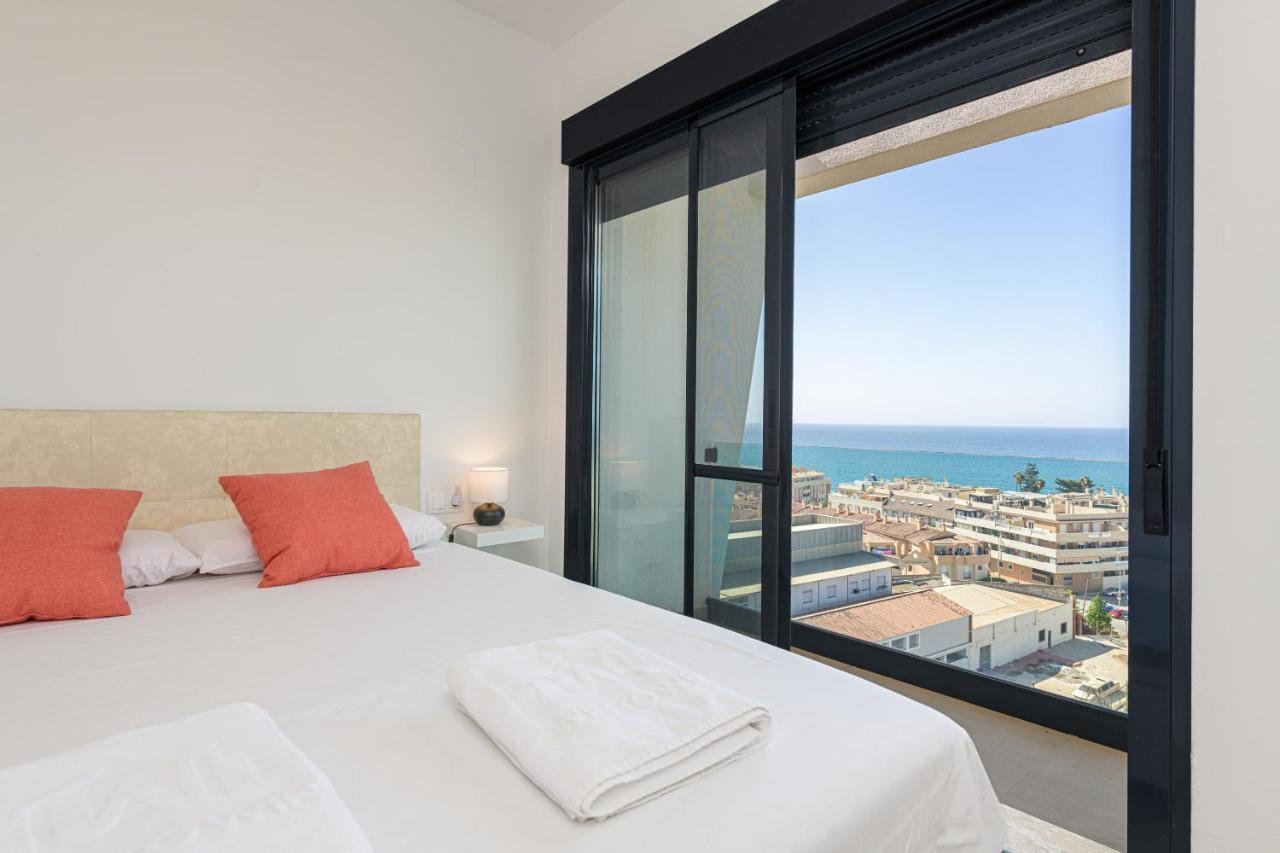 Wintowinrentals New And Sea View ตอร์เร เด เบนากาลบอน ภายนอก รูปภาพ