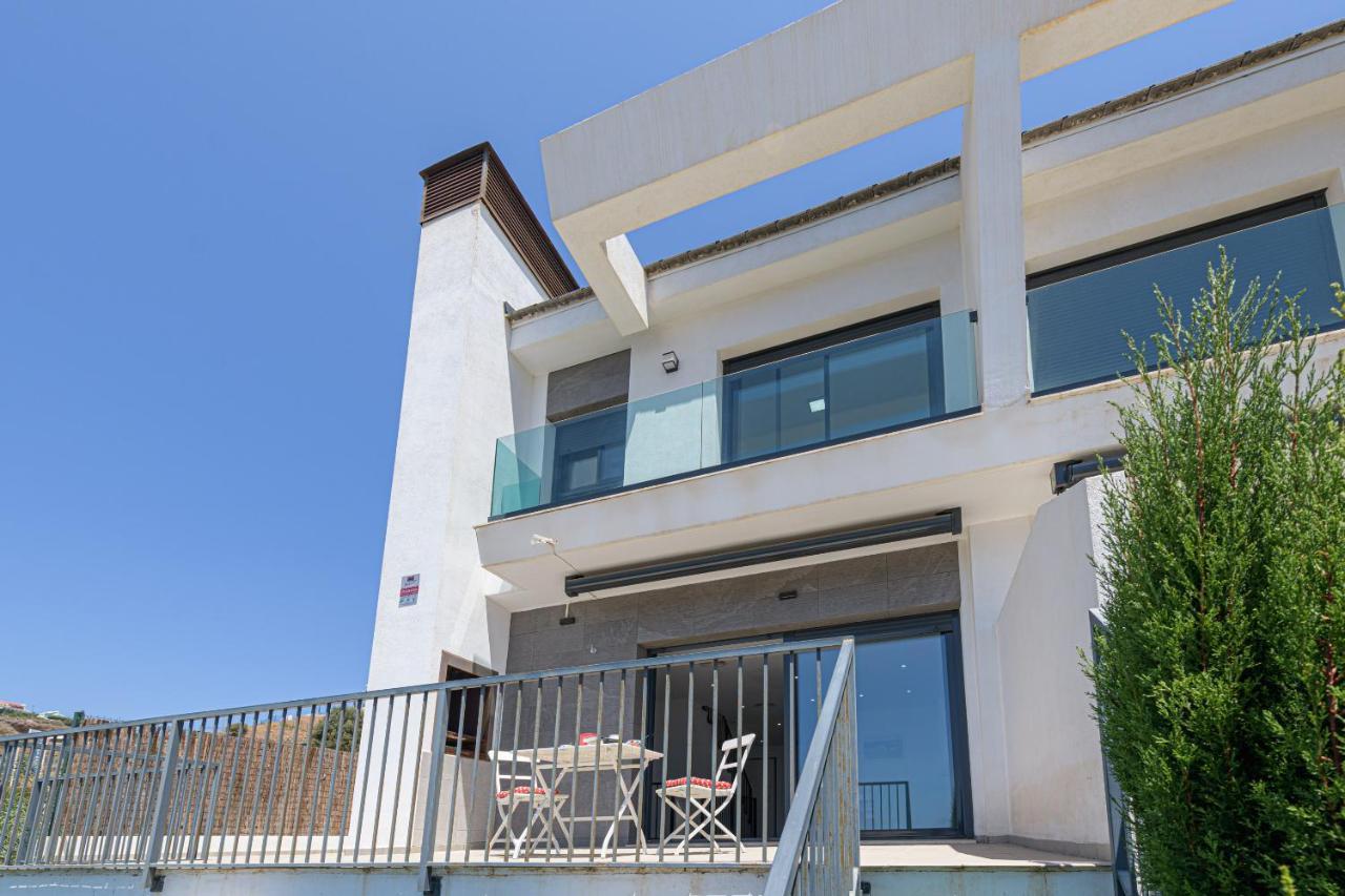 Wintowinrentals New And Sea View ตอร์เร เด เบนากาลบอน ภายนอก รูปภาพ